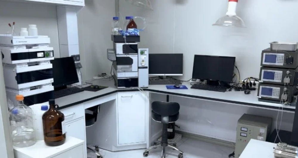 Preparative Liquid Chromatograph